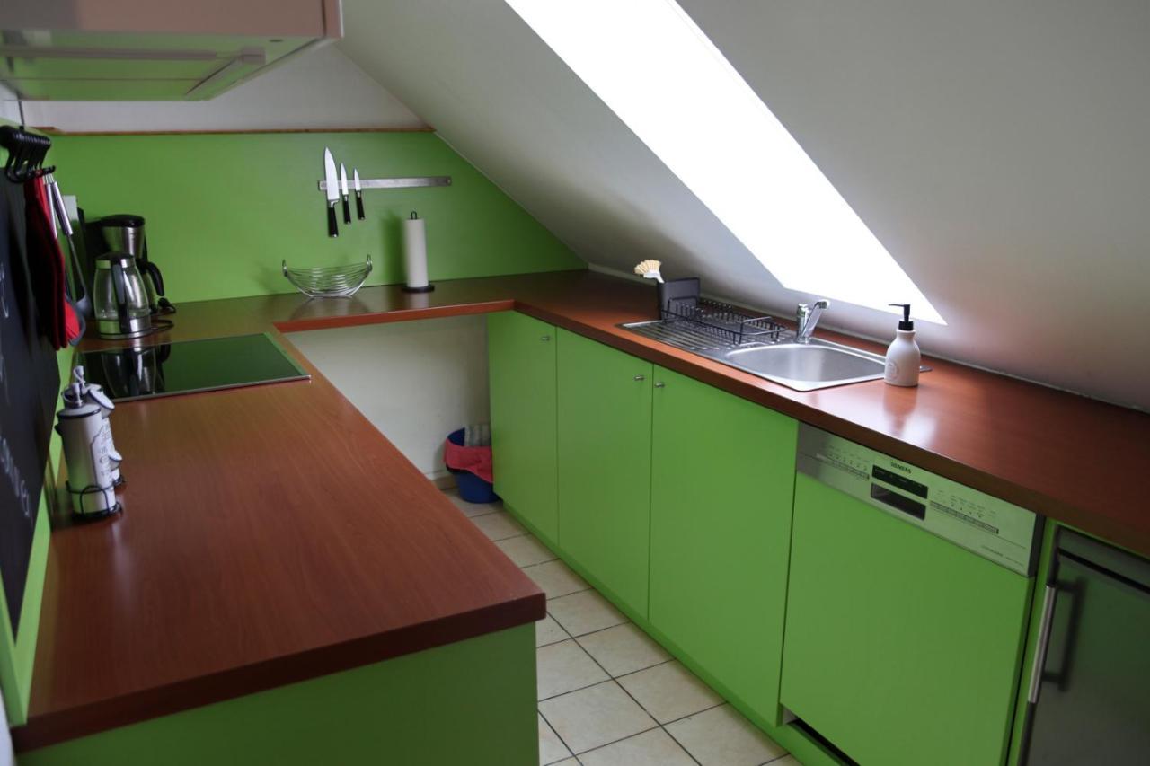 Privatzimmer Mit Eigenem Bad Und Kueche Burgwedel  Exterior foto